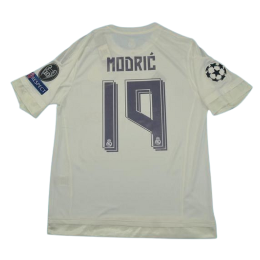 Real Madrid Heim 15/16 "Modric" Nº 19