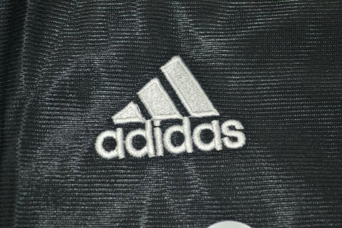 Real Madrid Auswärts Black 99/00 "Hierro" Nº 4