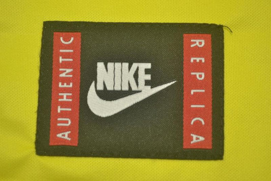 Borussia Dortmund Heim 95/96 "Möller" Nr.10