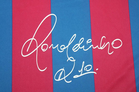 Barcelona Heim Langarm 05/06 "Ronaldinho" Nº 10