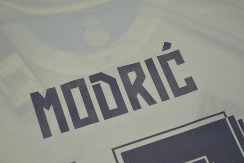 Real Madrid Heim 15/16 "Modric" Nº 19